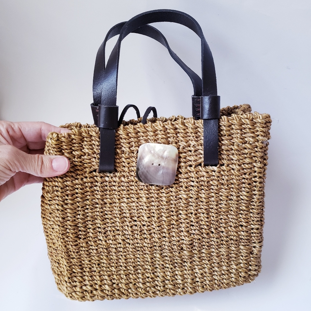 Vintage Straw Tan Mini Handbag - Picture 13 of 15